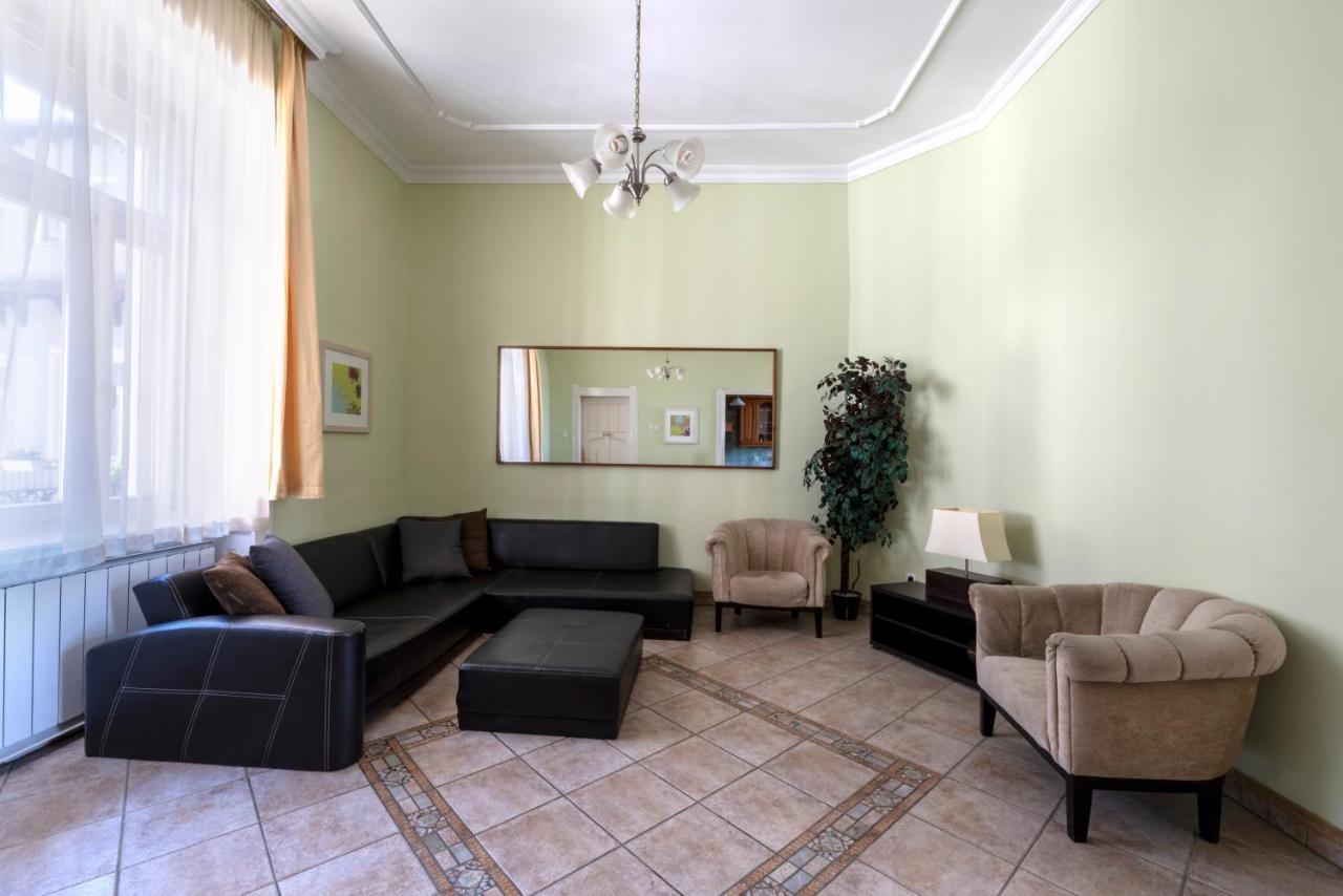 Baross City Hotel - Будапеща Екстериор снимка