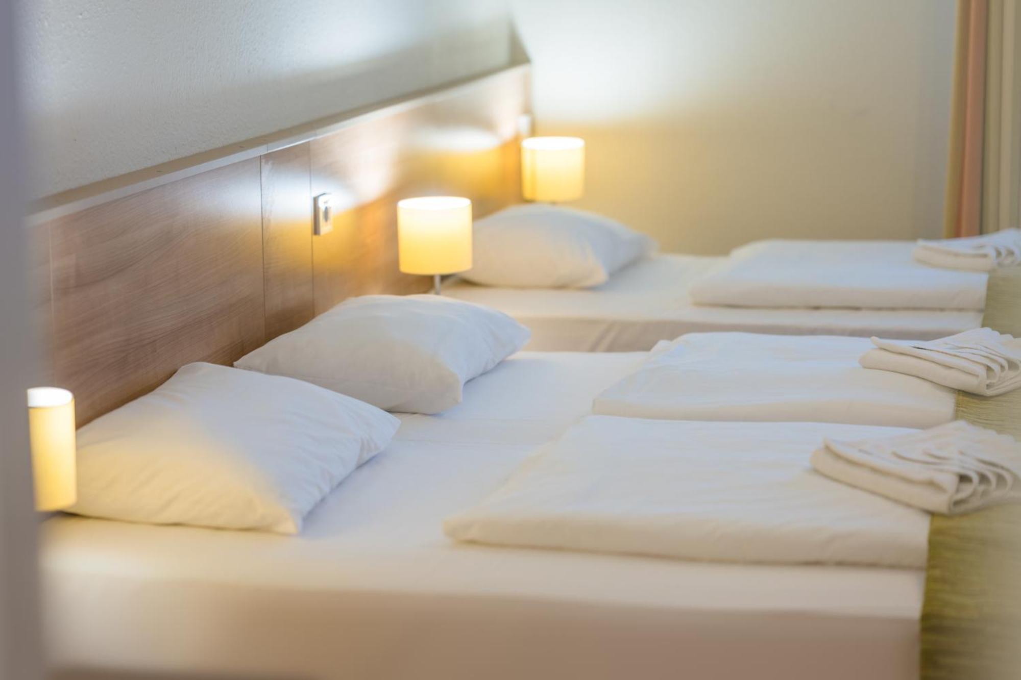 Baross City Hotel - Будапеща Екстериор снимка